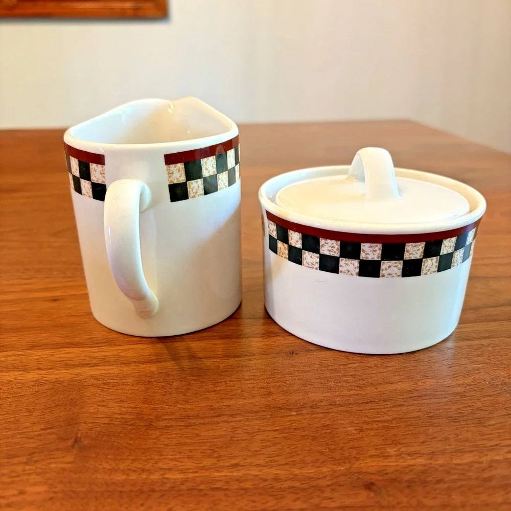 Betty Crocker Country Inn Collection Creamer and Sugar Bowl Set Stoneware